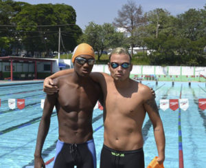 Da esquerda para a direita, os atletas Alan Santos e Felipe Caltran, convocados de Indaiatuba para a Seleção Brasileira nas Paralimpíadas. Foto: Divulgação|PMI.
