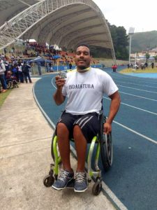 O atleta Malcon César Ramos, medalha de prata no atletismo PCD. Foto: Divulgação|PMI.